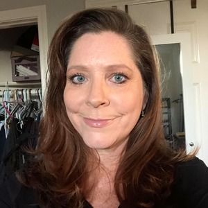 Meet your Posher, Deanna